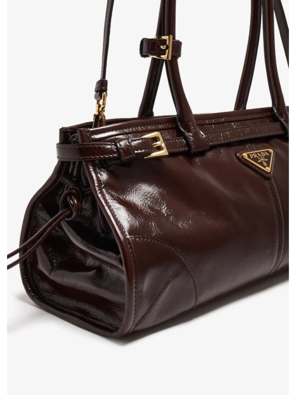 Кожаная сумка среднего размера Prada